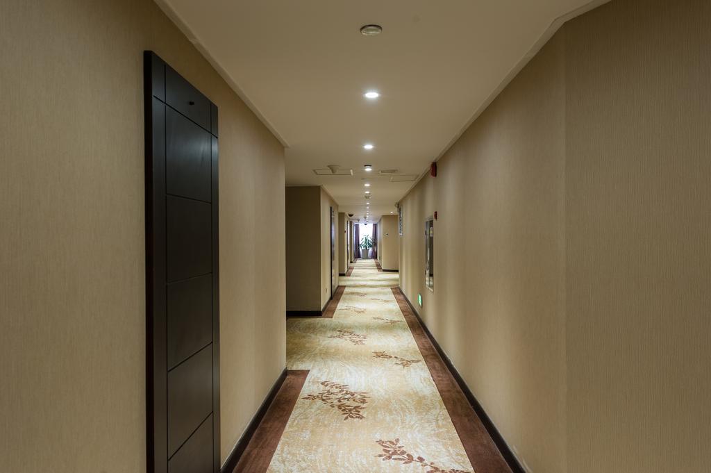 Gangrun Hotel Guangzhou Beijing Road Branch Exterior foto