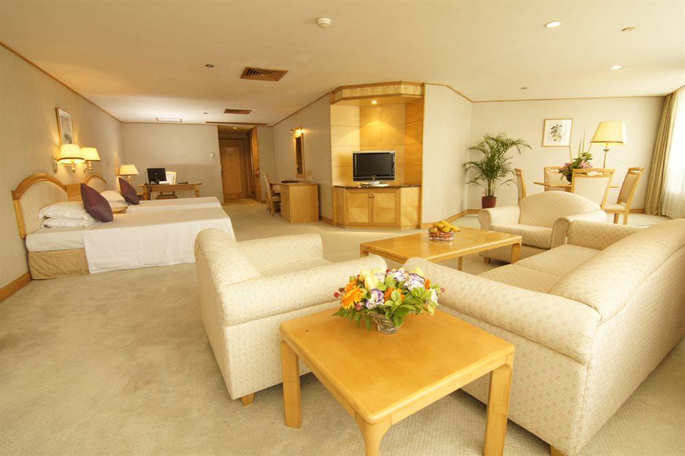 Gangrun Hotel Guangzhou Beijing Road Branch Exterior foto